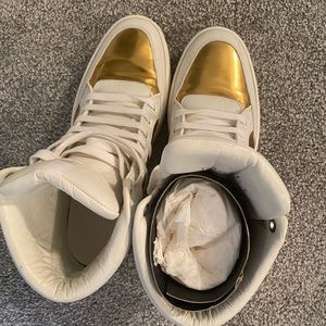 Authentic Gucci High Top Sneakers